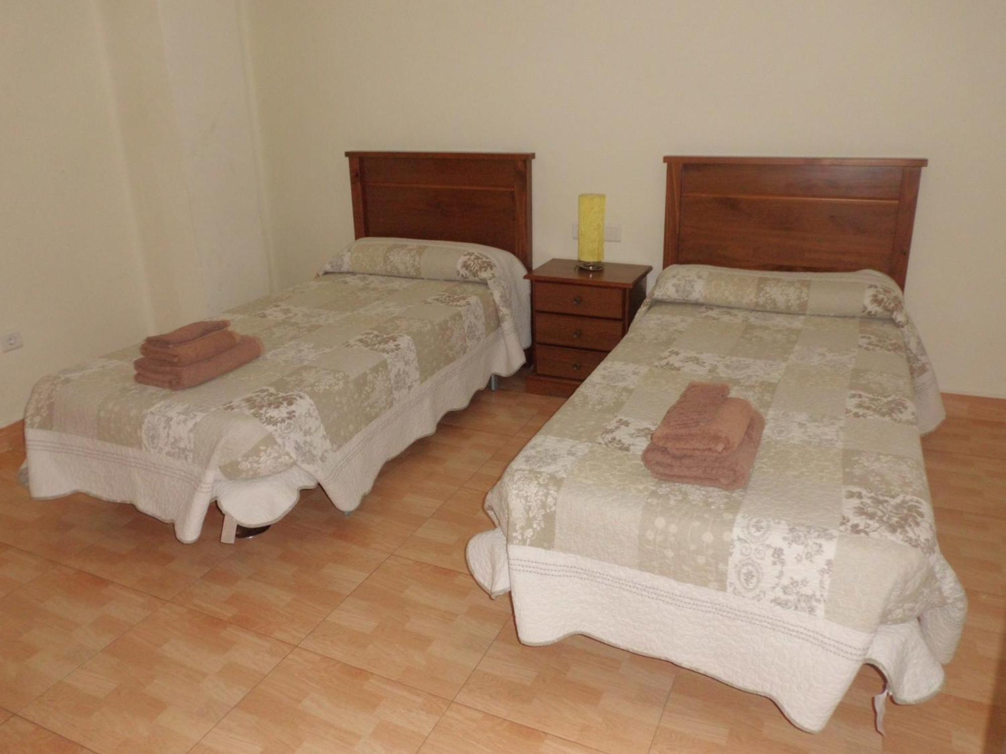 ולנסיה Hostal Abastos מראה חיצוני תמונה