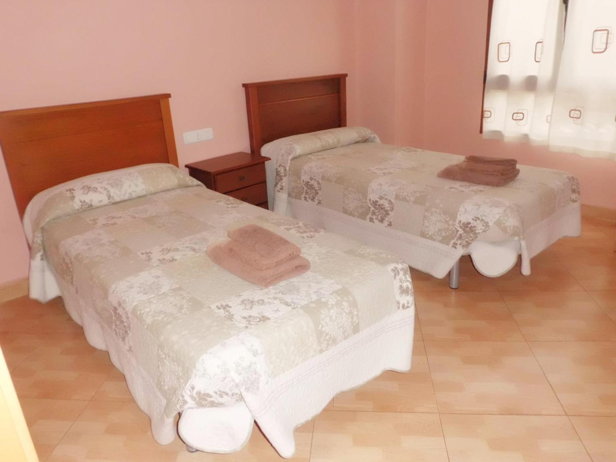ולנסיה Hostal Abastos מראה חיצוני תמונה