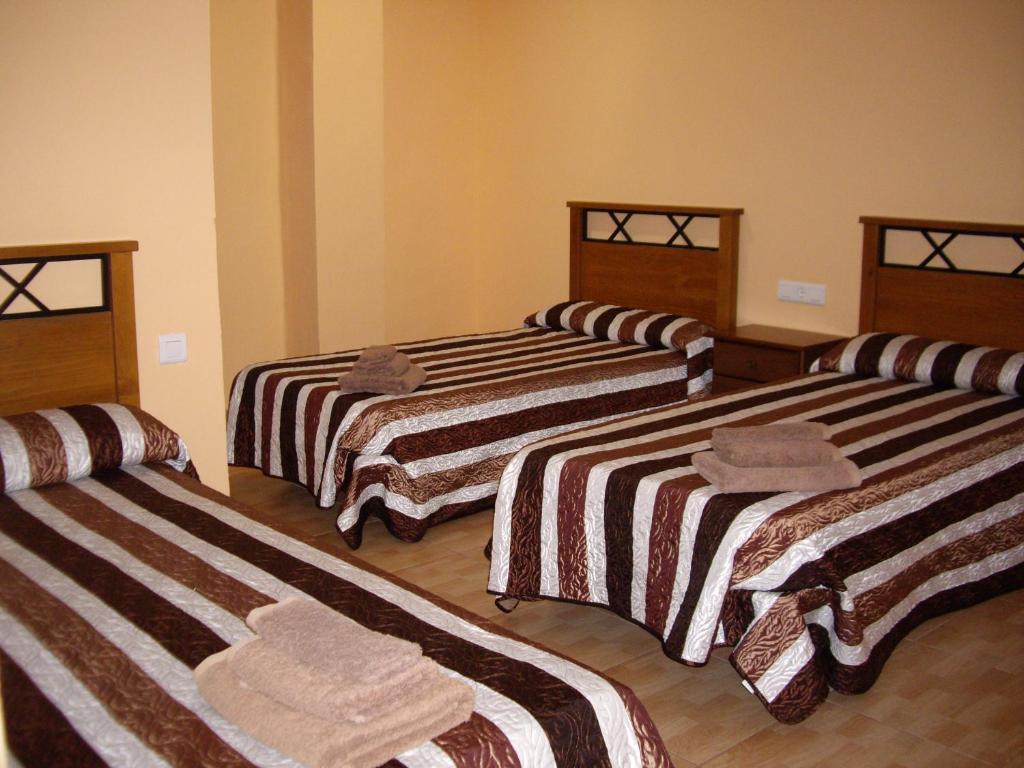 ולנסיה Hostal Abastos מראה חיצוני תמונה